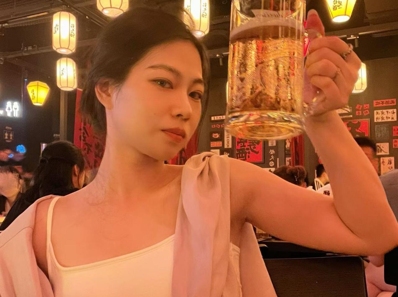 快来看看我新换的主页背景吧