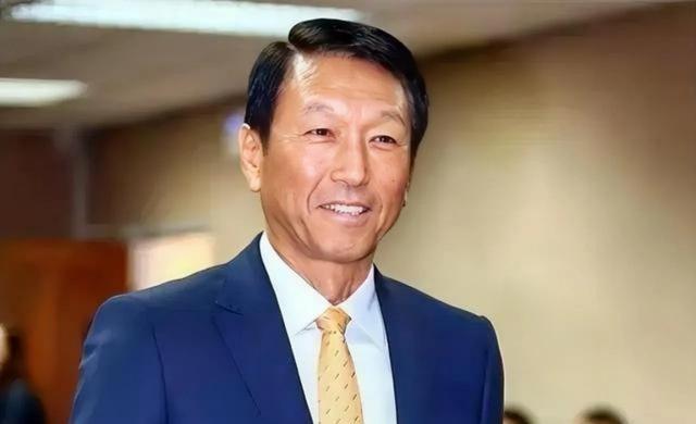 台湾军队前参谋总长李喜明曾说，“解放军很强，一旦台湾被封锁，就需将美日韩拉下水。