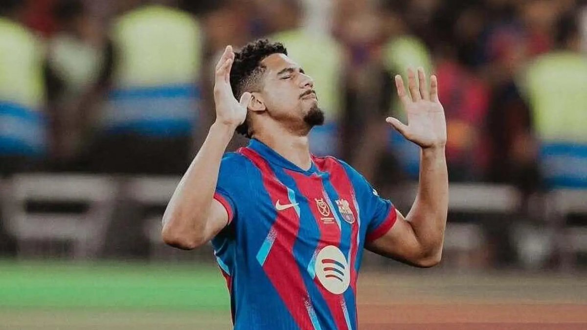 阿劳霍：“我的进球献给我的主和救世主耶稣。之后，我向妻子做了个手势，最后，我拥抱