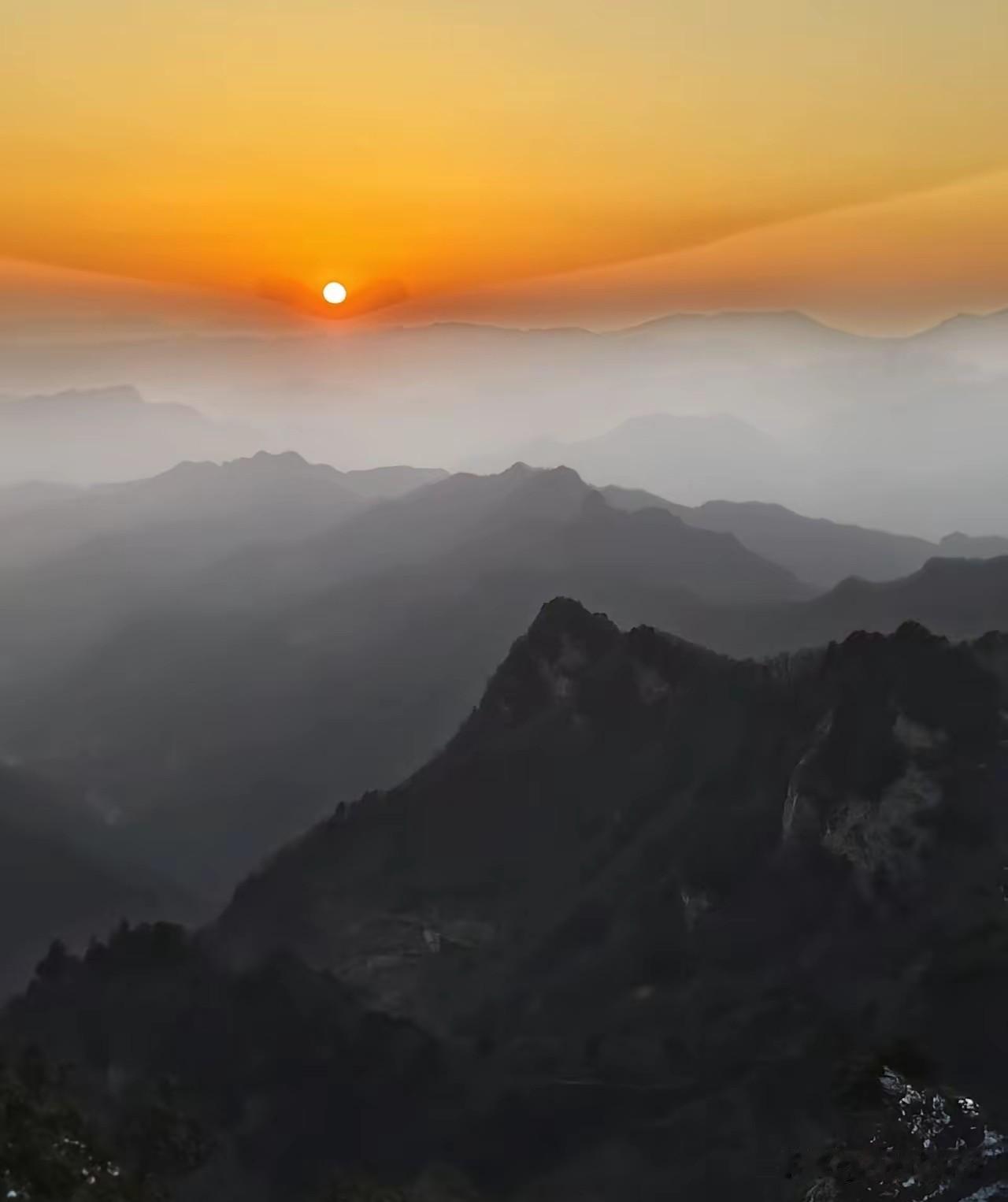 淡定了！

这个周末，没有那么盼着股市开盘了！

因为只有在希望它涨的时候，才有