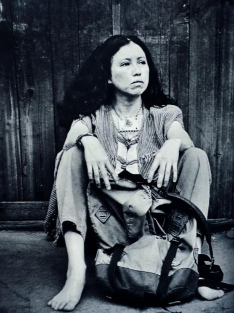 1991年，48岁的三毛因子宫内膜肥厚，住进了台湾荣民总医院。手术的第二天，在医