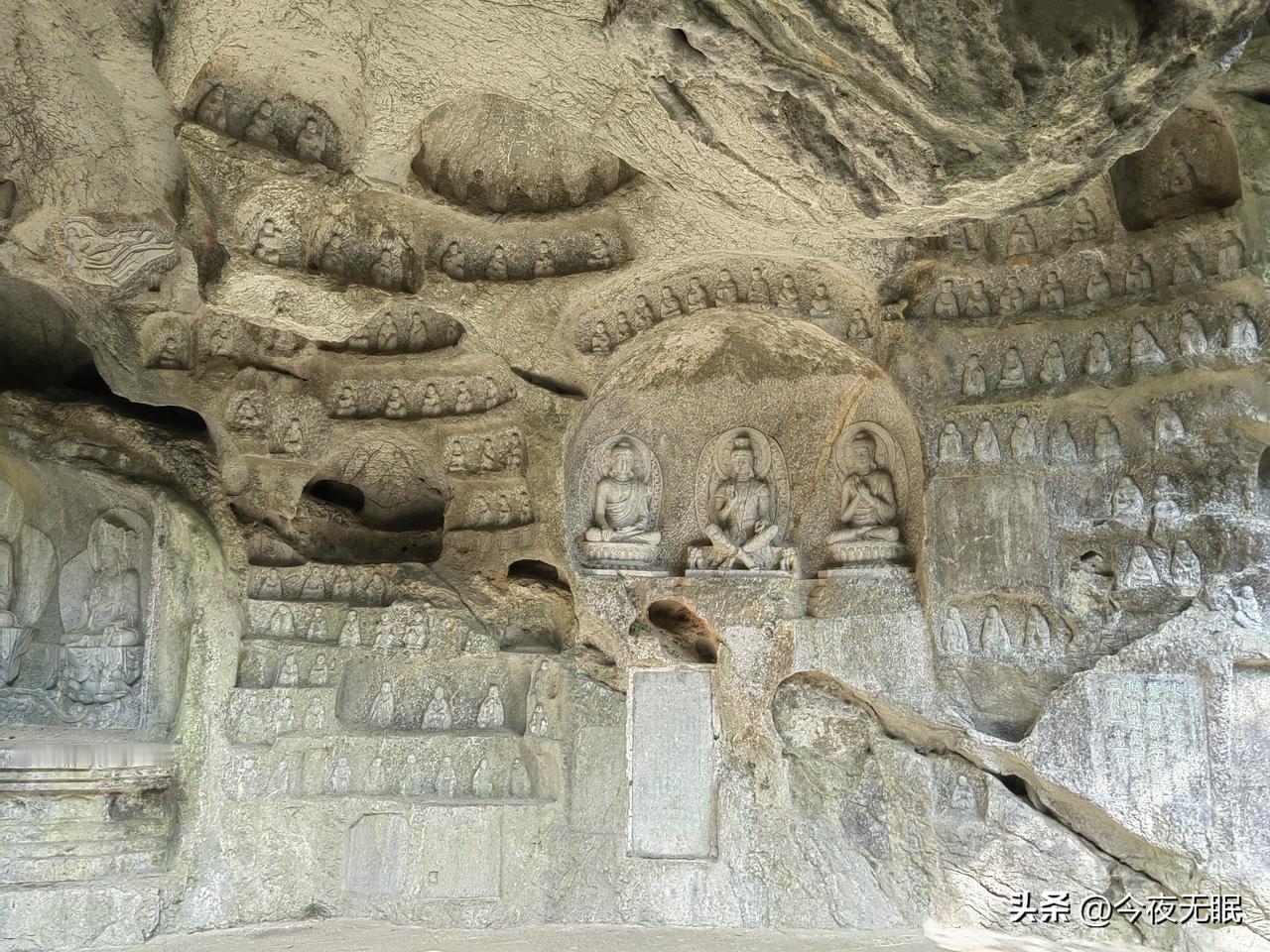 为什么孩子要趁早生？

        现在年轻人因为学业，工作，生育年龄越推越