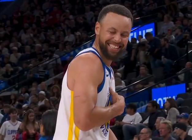 萌神出刀，库里附加赛总得分连超德罗赞和吹杨升至历史第二，登顶历史得分王在望。NB