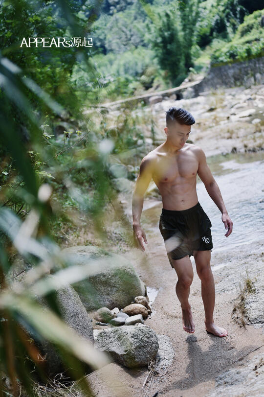 野泳的季節又來了