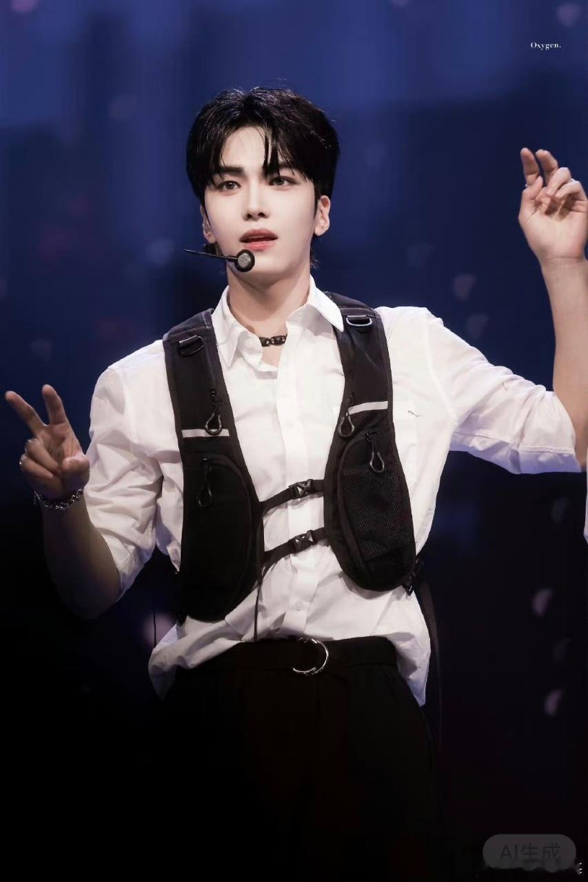 沈月 邵子恒是外国人吗 建议把这段剪入《娱乐圈未解之谜》片头！从宁静的“不太像”