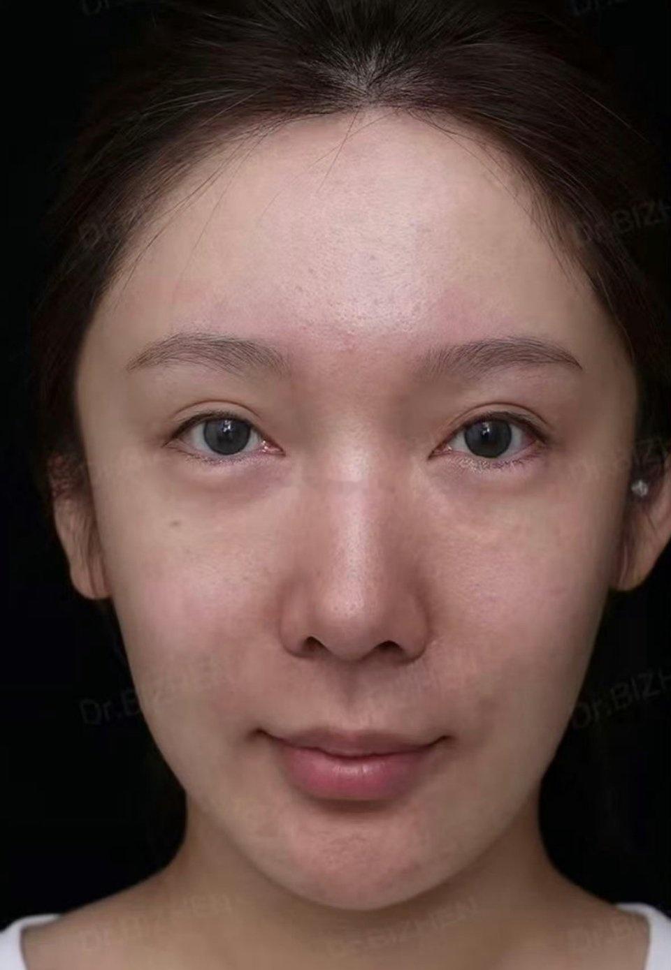 真不知道吴x凡看上她什么了，最后还栽在她身上，太不值了…… 