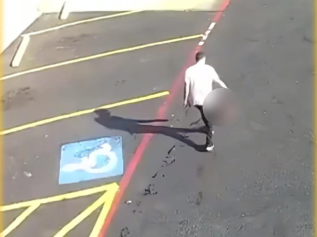 9月10日美国得克萨斯州达拉斯的一汽车停车场发生了一起让人毛骨悚然的斩首事件。