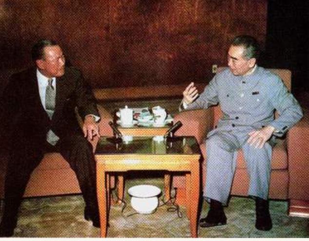 中日外交名场面！田中角荣出谜语试探，周总理从容应答显大智慧！

1972 年中日