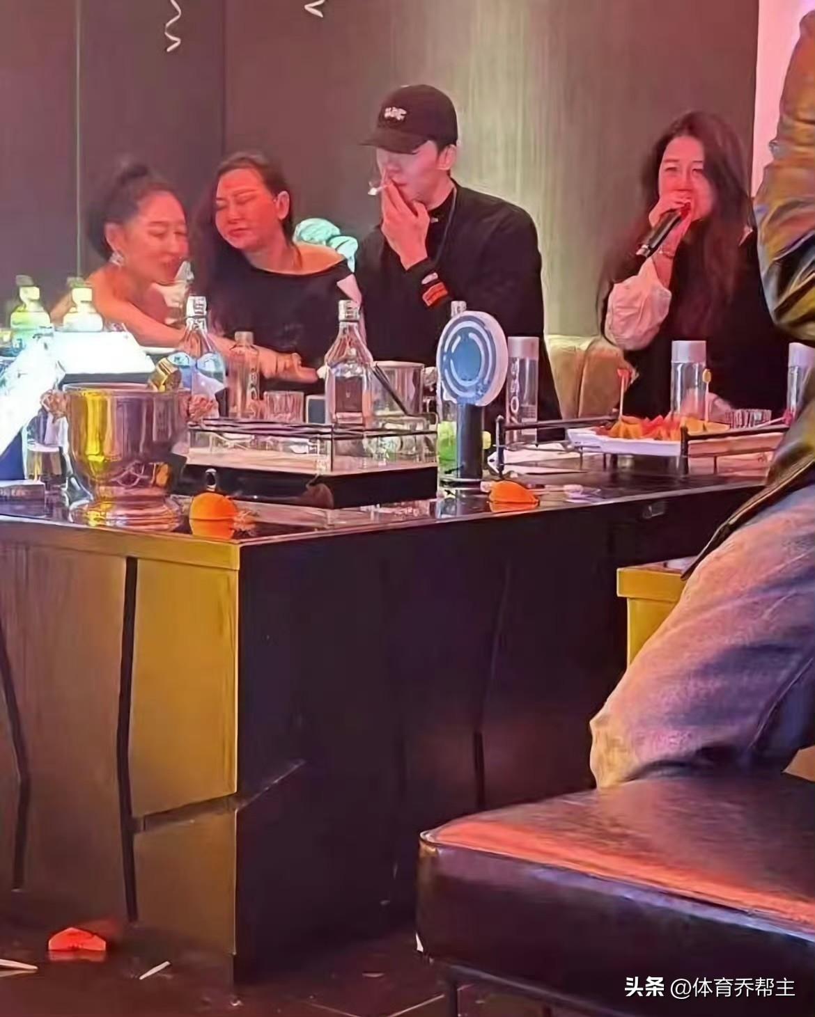 CBA是不景气了，球员下班还得兼职