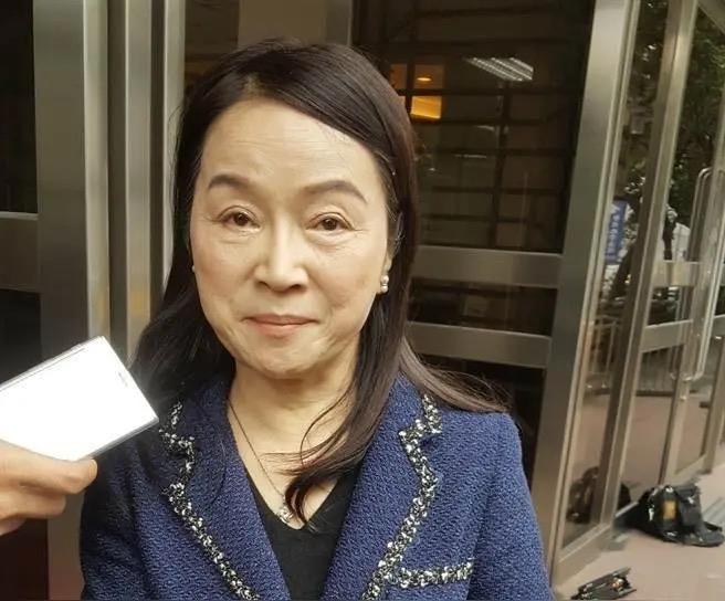 台媒体人周玉蔻今（16日）在脸书发文称，马英九今天上午发新闻稿“切割”与萧旭岑的