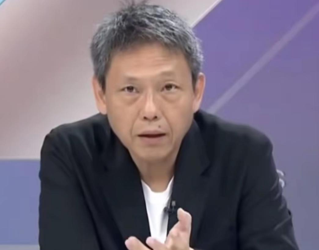 台湾时事评论员谢寒冰：最近大陆一连串的动作表明，他已经不在乎台湾怎么想了。大陆已