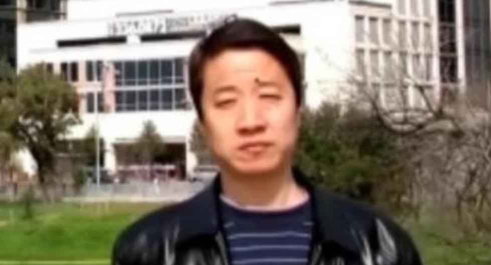白天，他是攻克电磁炮核心技术的顶级专家；入夜，他却将绝密数据，打包卖给大洋彼岸的