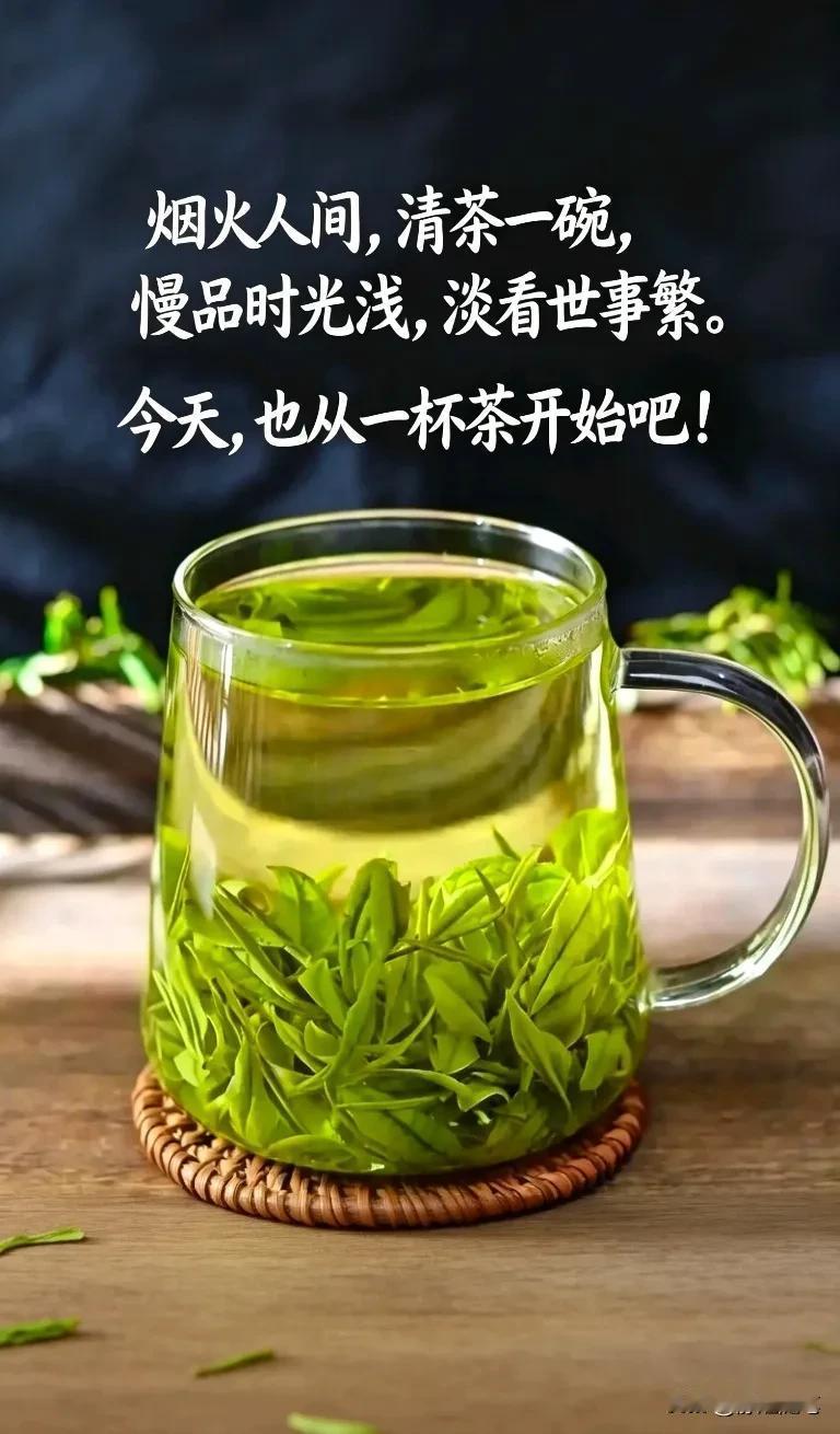 人到中年才懂，


最好的生活，


不是大富大贵，


也不是金银满仓，


