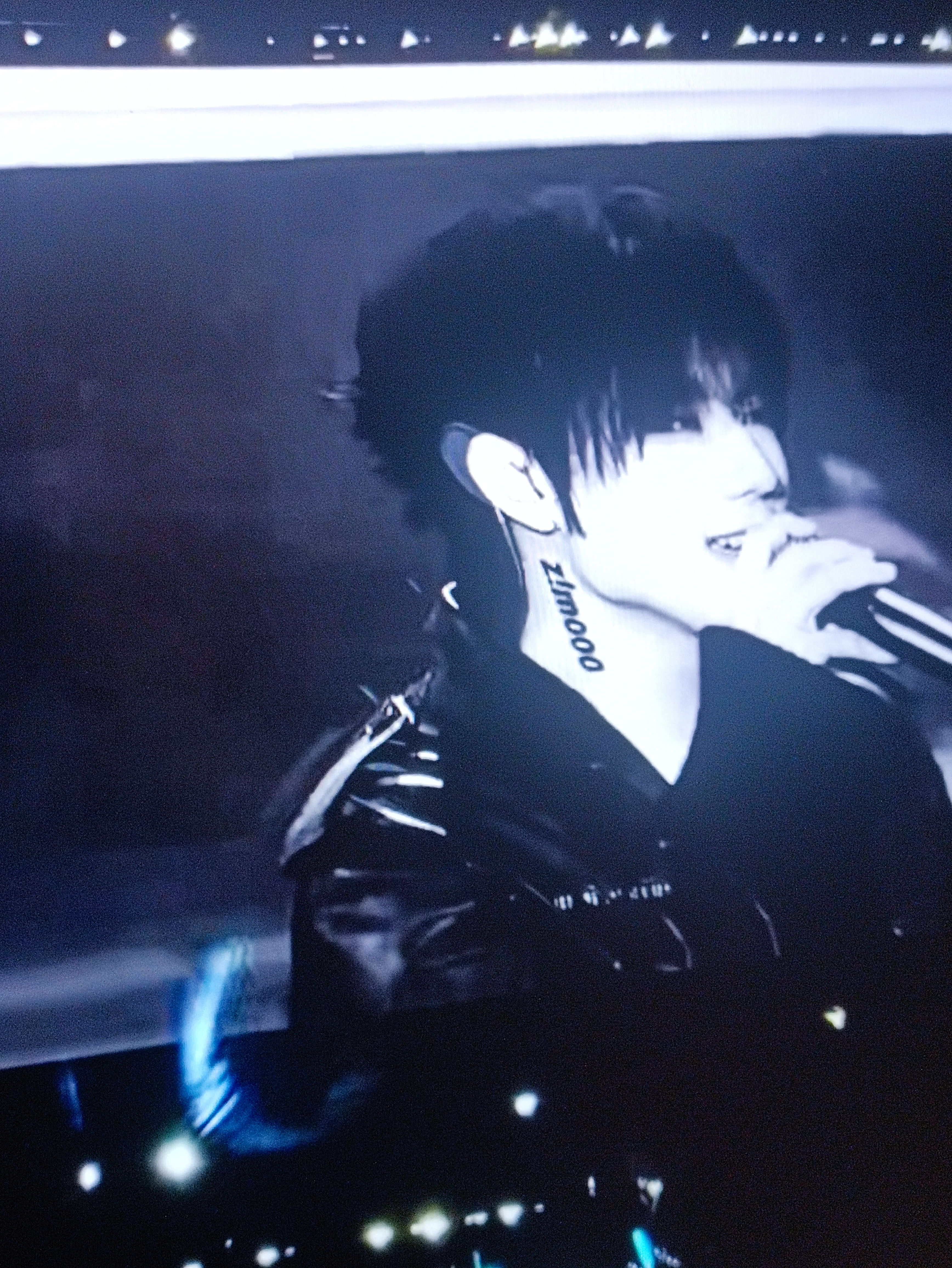 张子墨 张子墨你个大屏的神！