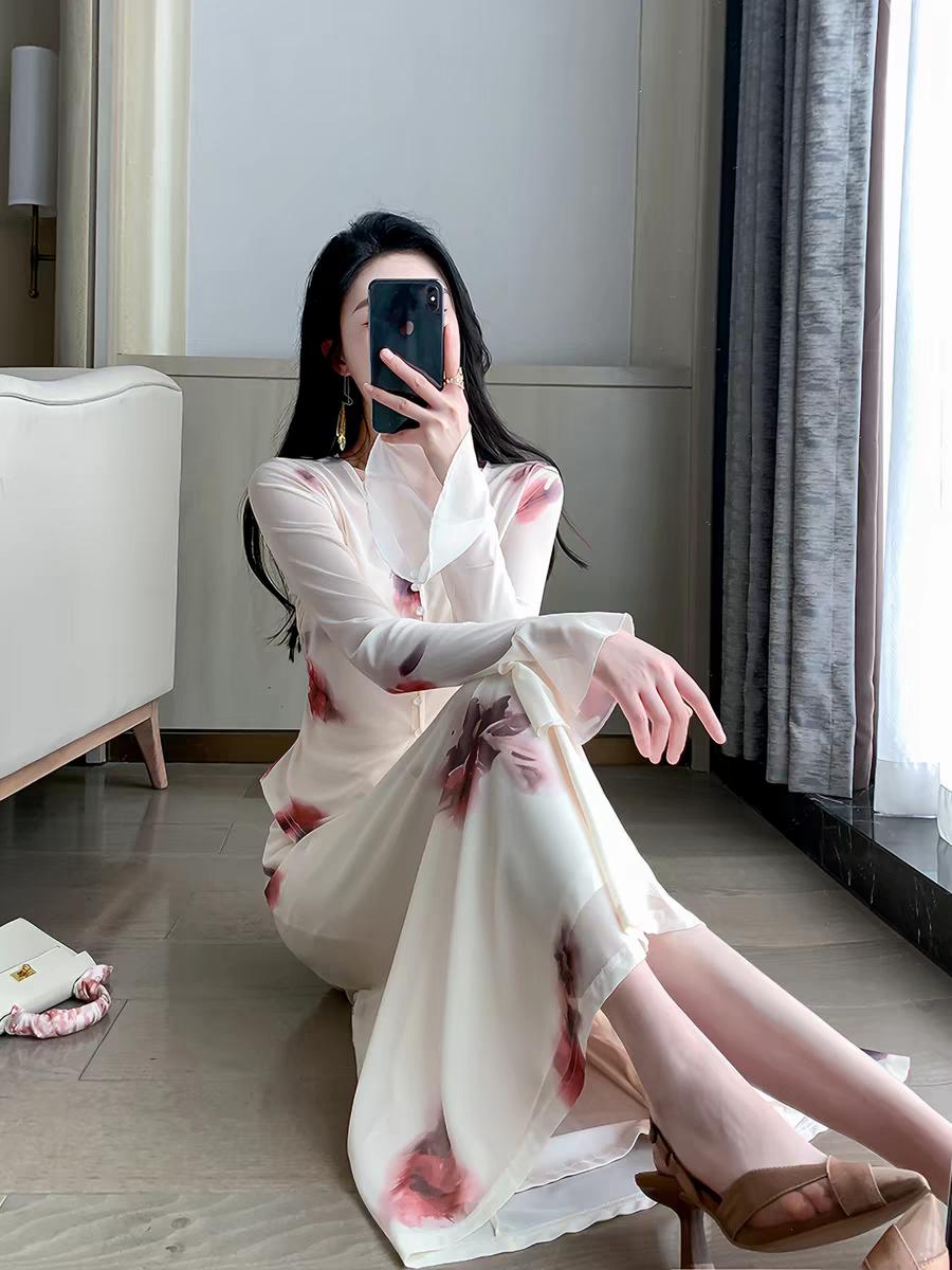 凡事不要想那么透彻，糊涂些或许才会更快乐！淑女范穿搭,适合办公室的女生吗? 怎么