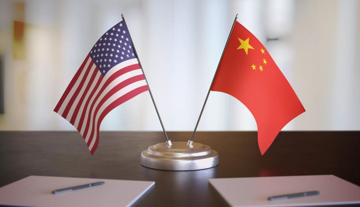 对台湾地区不断提高所谓“保护费”，菲律宾也紧跟美国在南海制造动静，但一个现实却摆