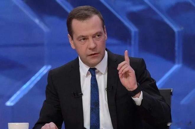 特朗普还在做梦买岛？梅德韦杰夫直接来了一招“釜底抽薪”！

老梅这话说得那叫一个