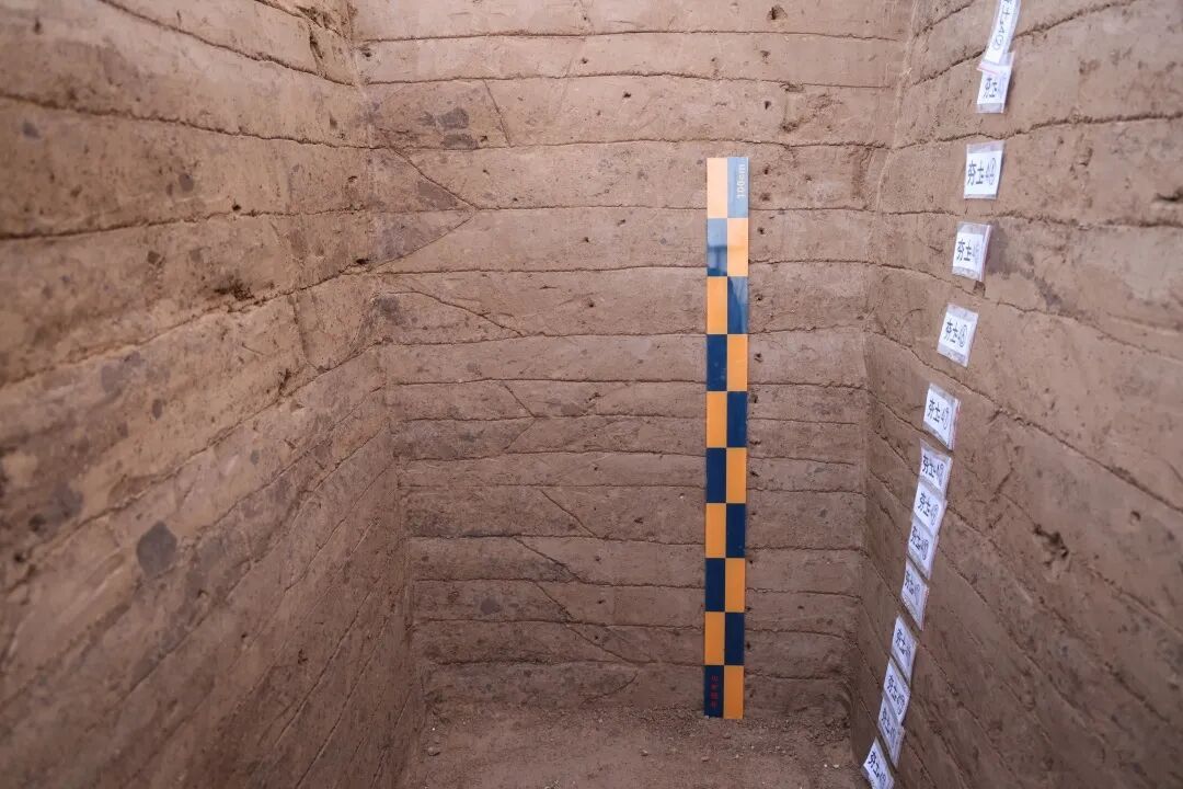 考古证实阿房宫既没建好也没被火烧杜牧啊杜牧！其实历史文献也说阿房宫压根就没有建成