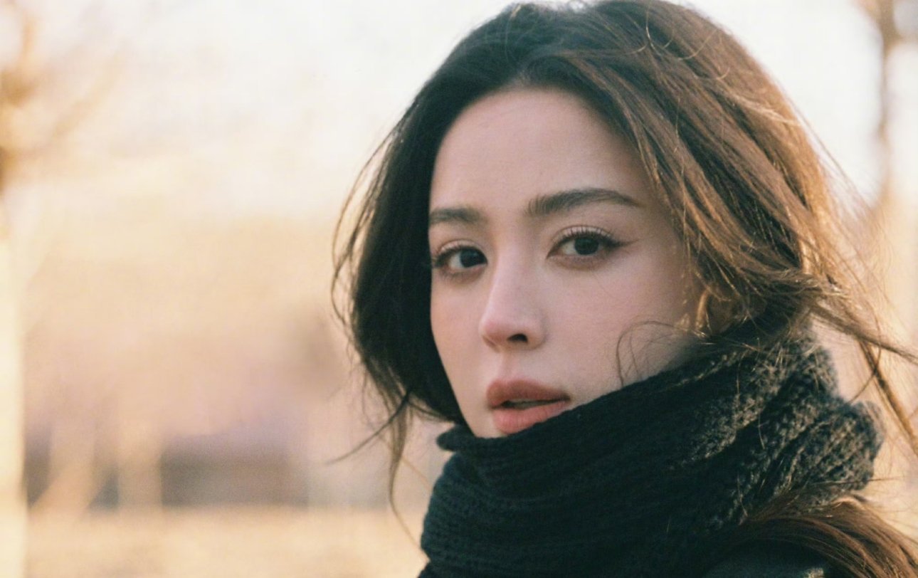 和你娜扎一起停下感受身边的每一刻风景，情人节快乐！