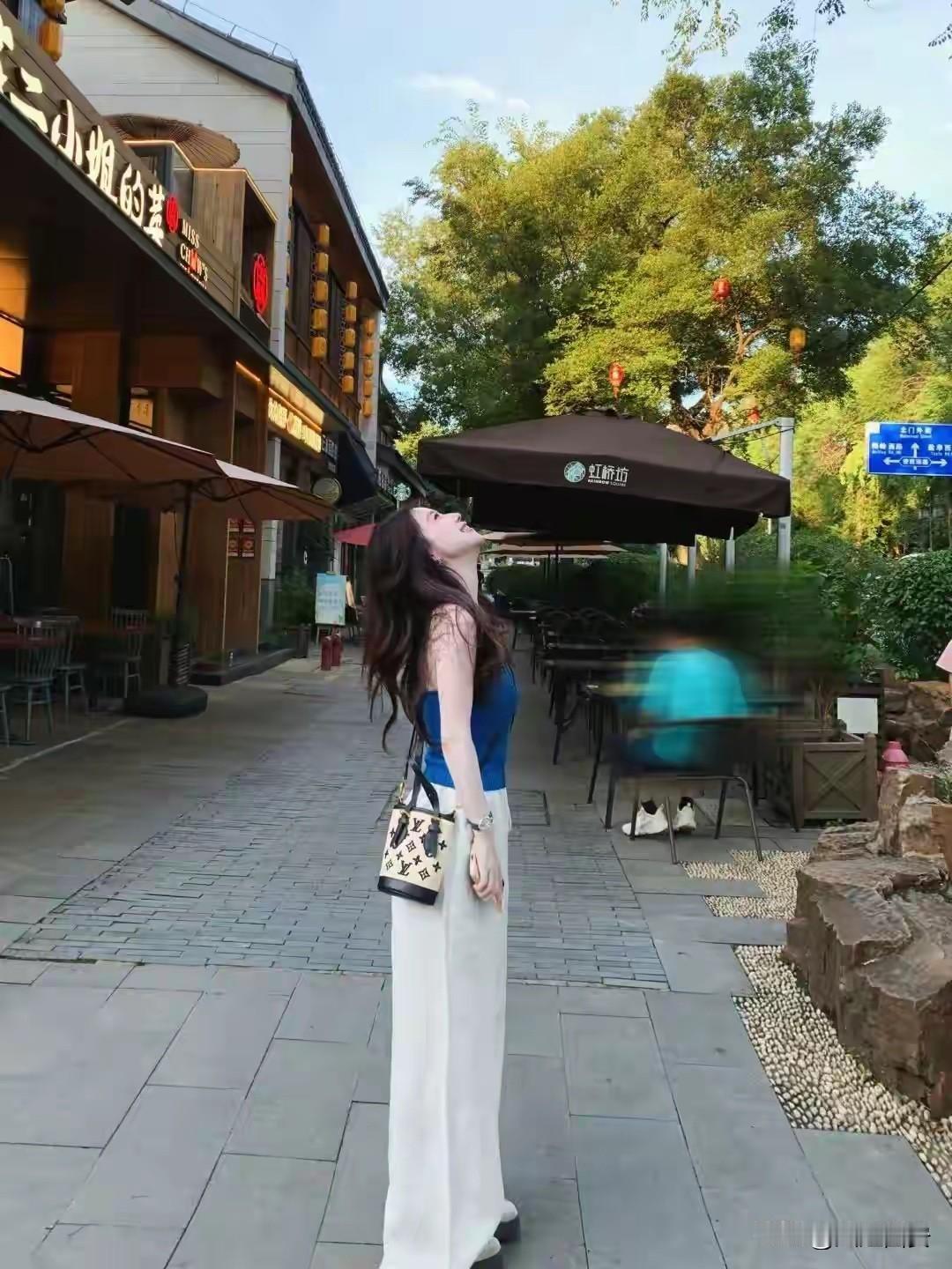最不要脸的思维是什么？

任何事，
你不能出错，
出错了他就要，
鼻子不是鼻子，