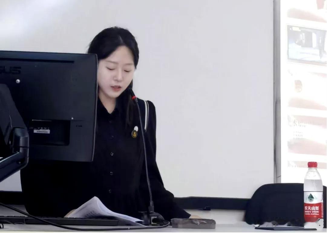 李静雯：千人千面培育护航，专升本逐梦博士

2020年，李静雯以专升本身份踏入吉