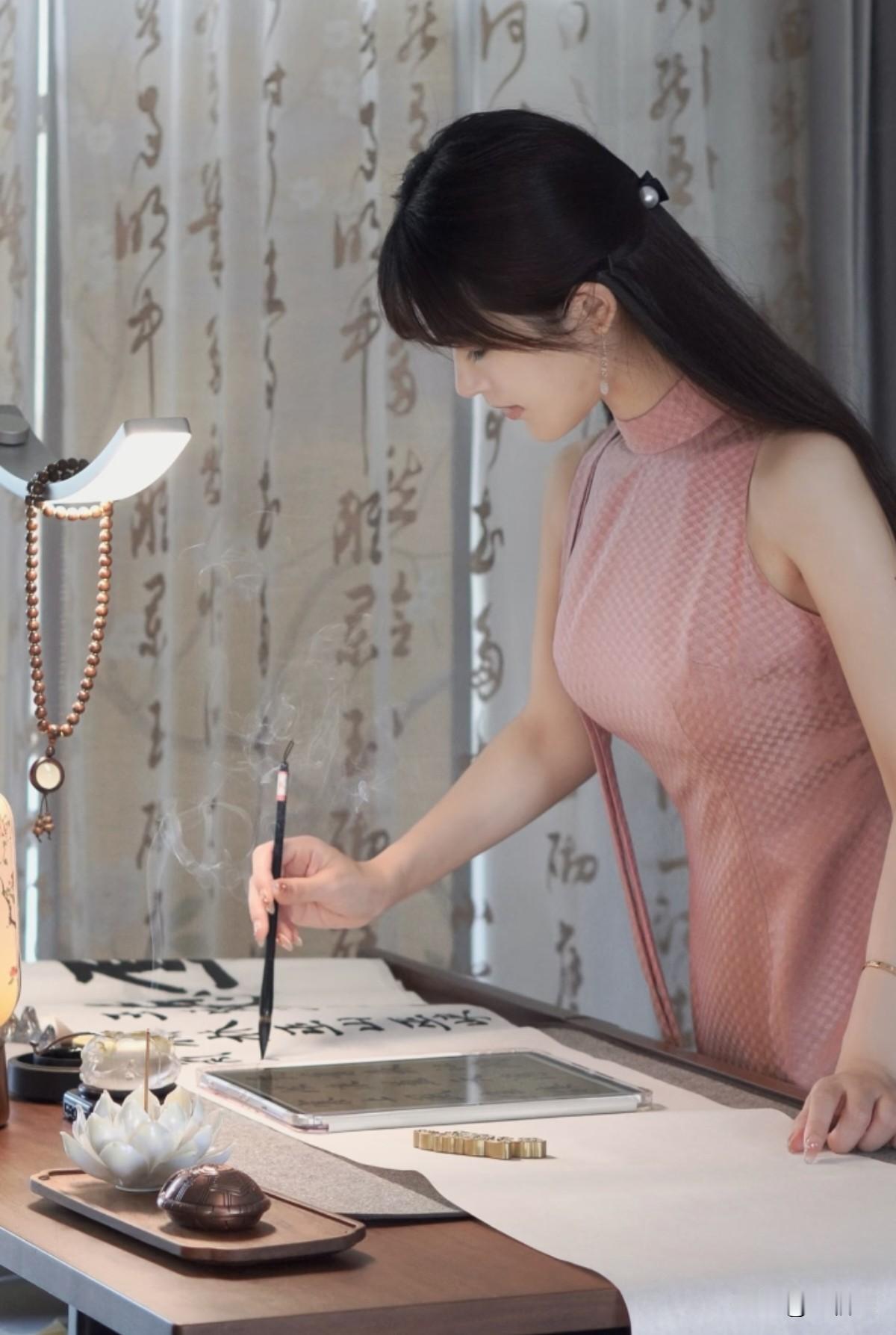 成年人的社交智慧：不翻脸是格局，说再见是智慧
 
生活里，咱们得记住个理儿：表面