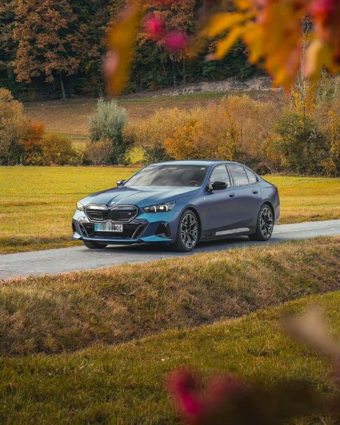 i5 M60 xDrive属实有点