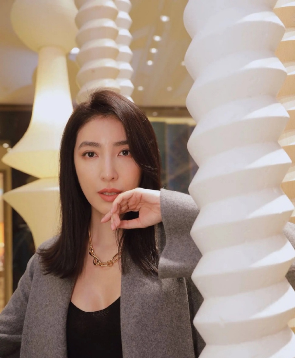 杨谨华说公婆没给生育压力48岁杨谨华备孕状态 看到杨谨华说感谢公婆不催生，突然觉