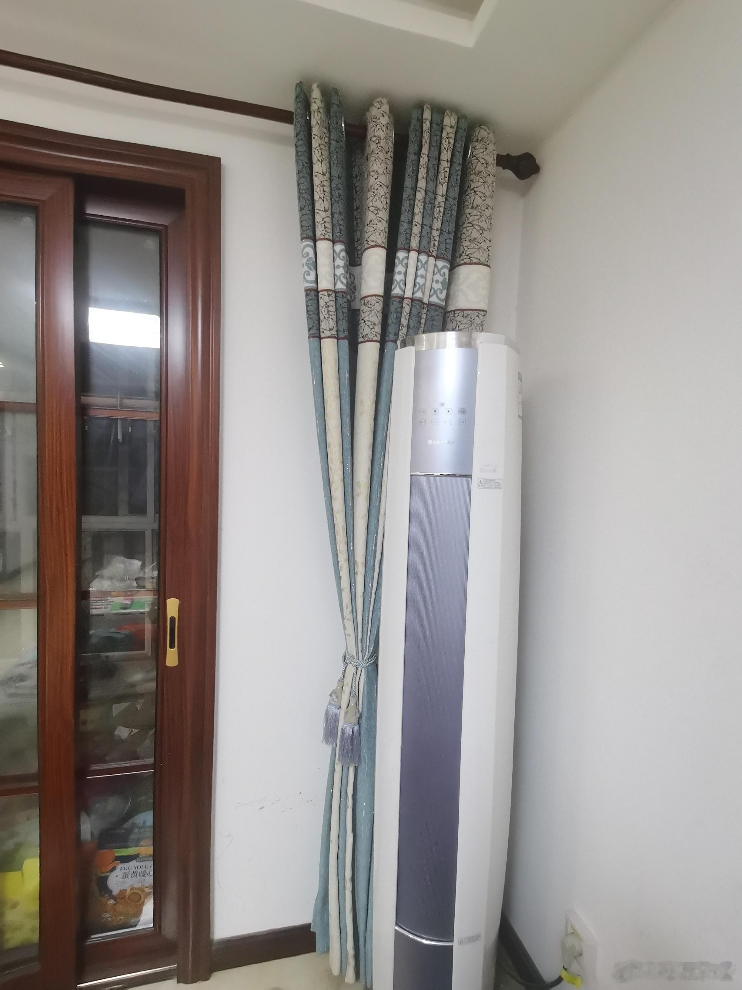 格力高管人形温度计青春之歌冰雪季  我家全部用的格力空调，无论房间还是客厅，都是