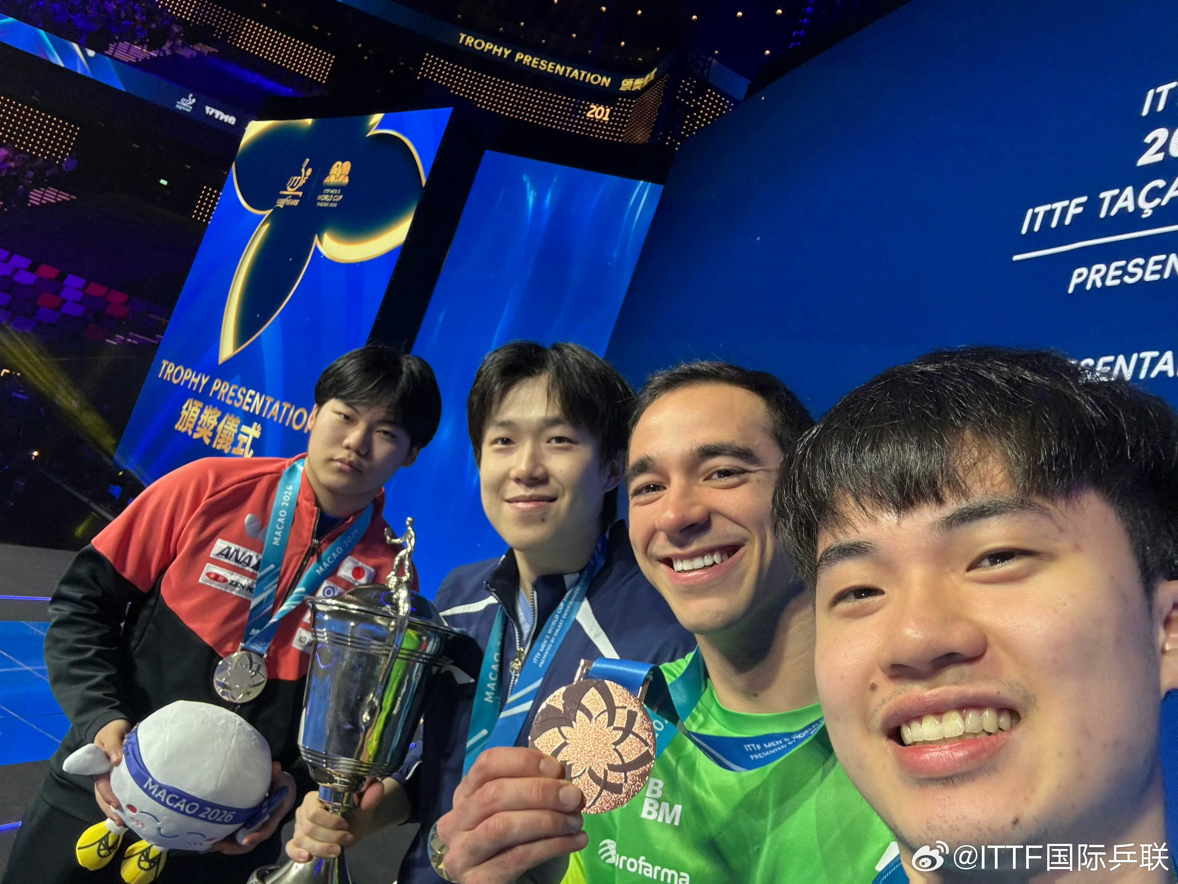 哈哈哈哈哈哈哈哈🤣林昀儒你这自拍技术