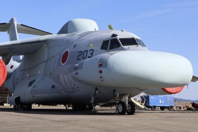 3月18日，据社交网站报道，近日，日本川崎重工EC一2电子战机已经首飞。
评论，
