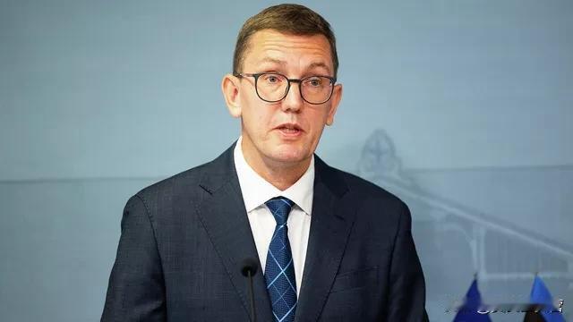 爱沙尼亚总理米哈尔要求乌克兰防止乌军无人机残骸落到爱沙尼亚境内。
爱沙尼亚当局还