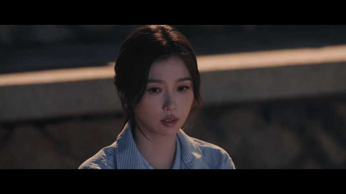 林晚星找答案的方式是感同身受林晚星真的是把“感同身受”刻进DNA里了。看到她为了
