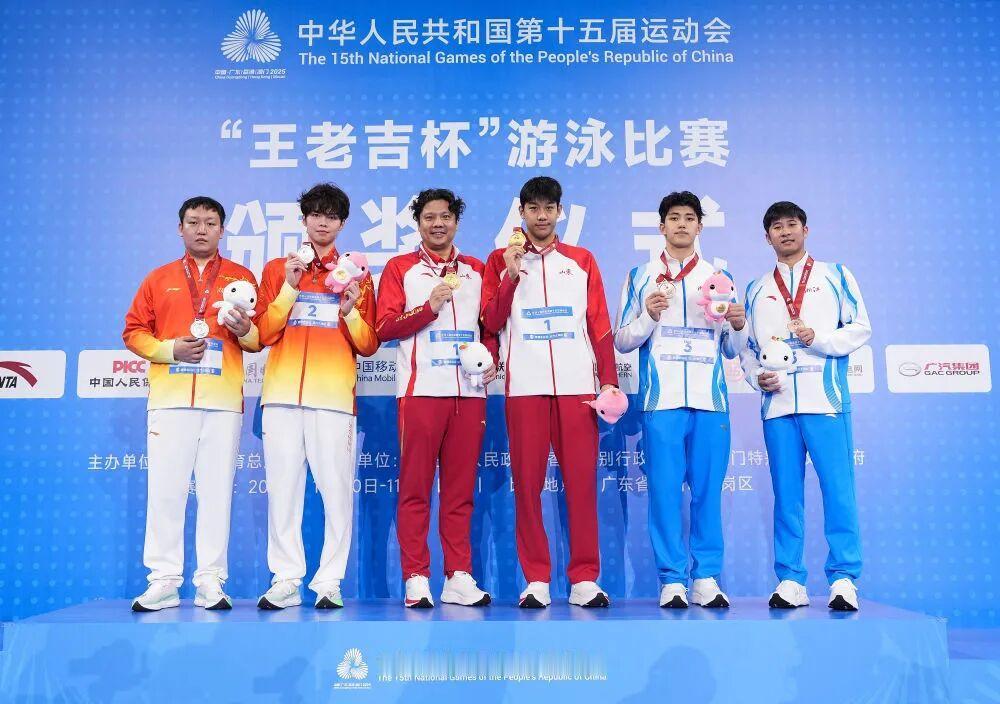 白岩松的观点精准点出全运会的核心价值——它不仅是国内顶级竞技舞台，更是中国体育的