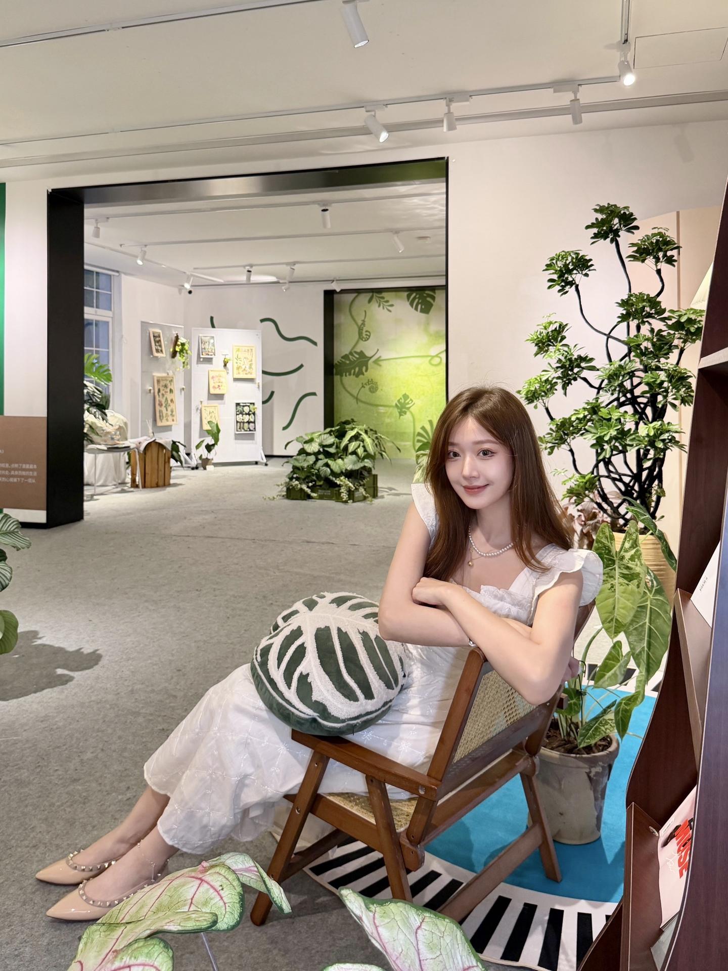深圳新展🌿秋天和绿植也太搭了！荷兰花卉小镇的这个展太适合放空了🍃 ...