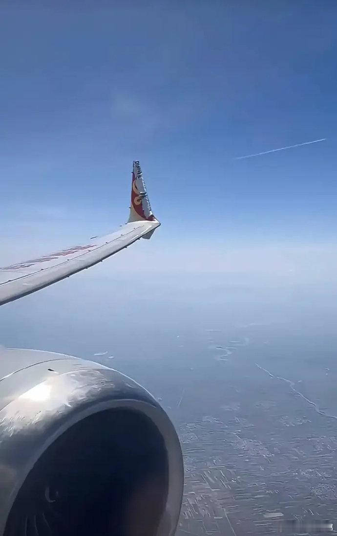 如今航空公司的日子也不好过了？？缝缝补补又一年 ​​​