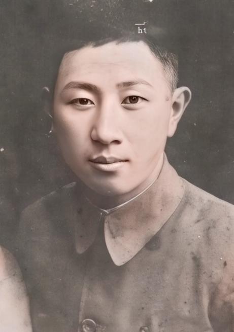 翁自勉在西安事变时舍命救主背着蒋介石脱险，并因此中弹致残，那么后来蒋介石是怎么对