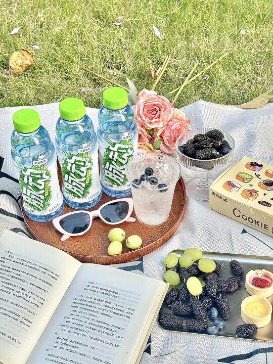 脉动新品，没喝之前我想“不就是青草味”嘛