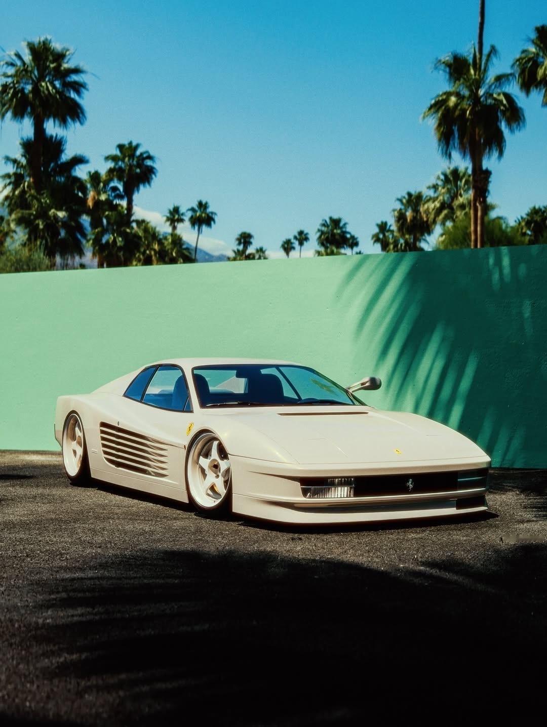 是心动💗呀！！！这台沐浴在阳光下“白马王子”又是谁的dream car[哇] 