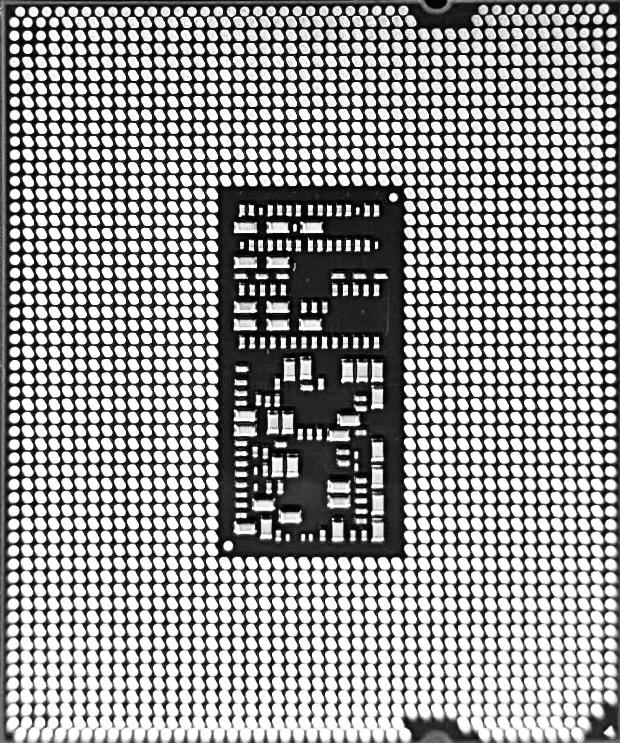 【英特尔Nova Lake-S首张实物照泄露】近日，PoTAToOOOO发布了英