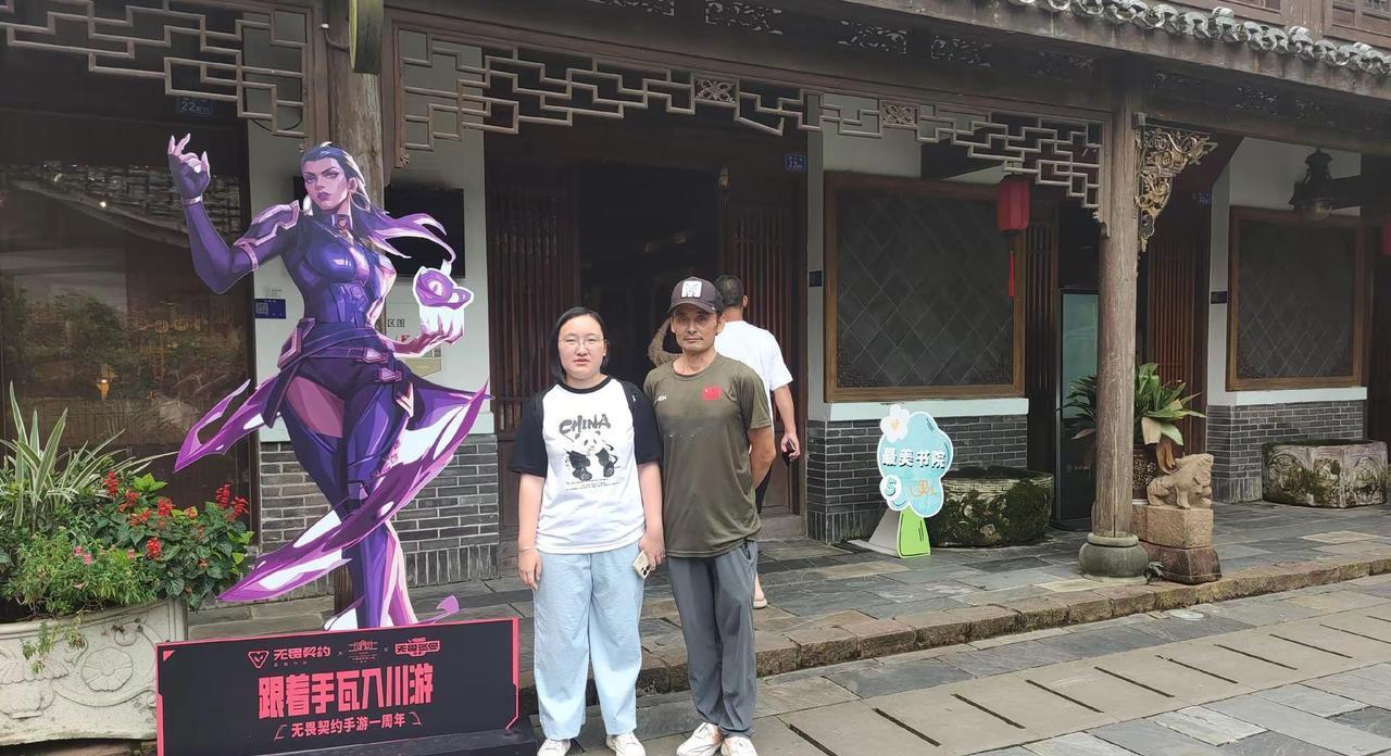 感受历史文化的魅力 黄包车也是一道独特的风景线 打卡国门地标 一场与历史的浪漫邂
