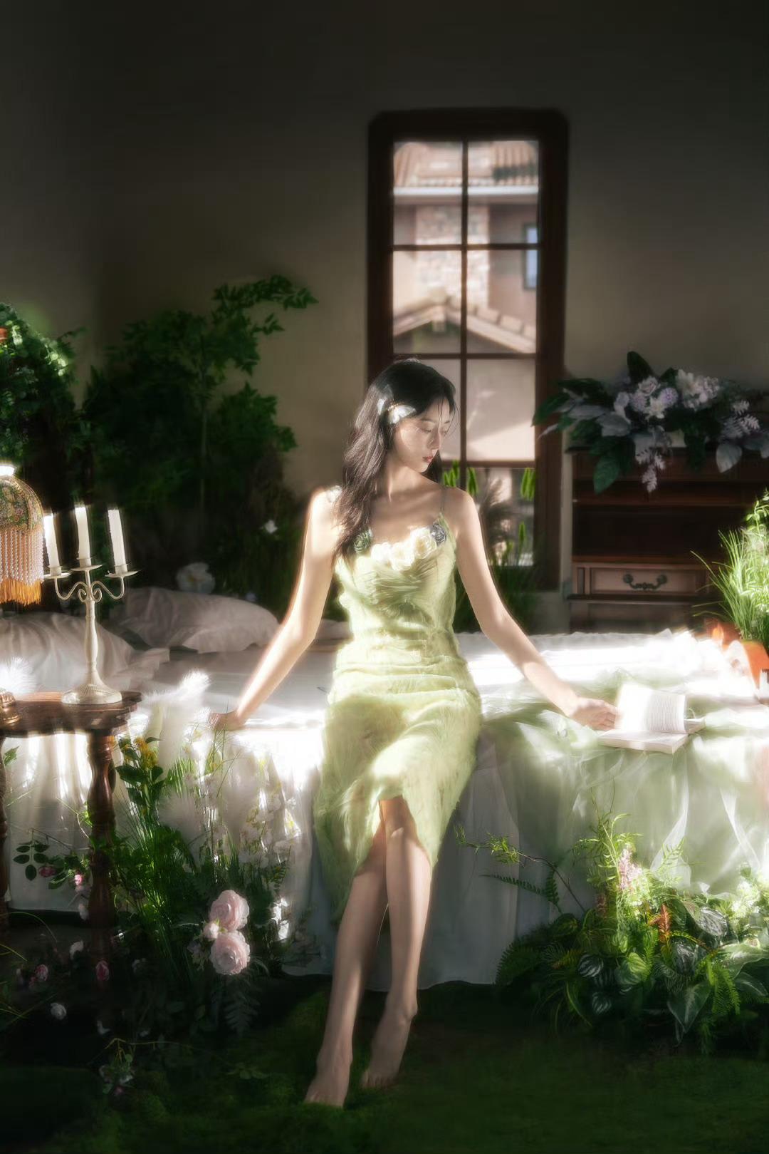 #徐艺洋晒照庆生#看到徐艺洋的庆生照了，造型上是真的很不错，让人眼前一亮，有一种