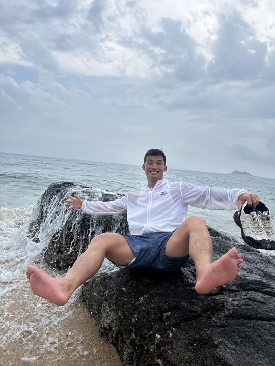 1️⃣个冲浪教练的海岛生活
