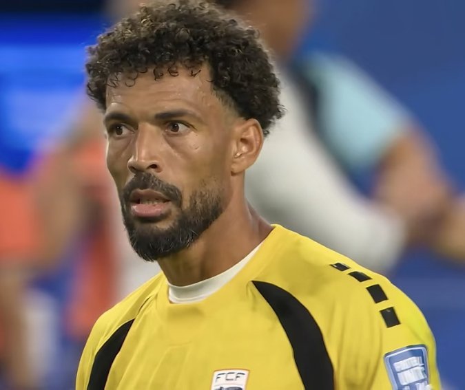 感觉佛得角的足球好纯正这…才是足球⚽！最纯粹的佛得角佛得角🇨🇻真的牛逼啊虽然