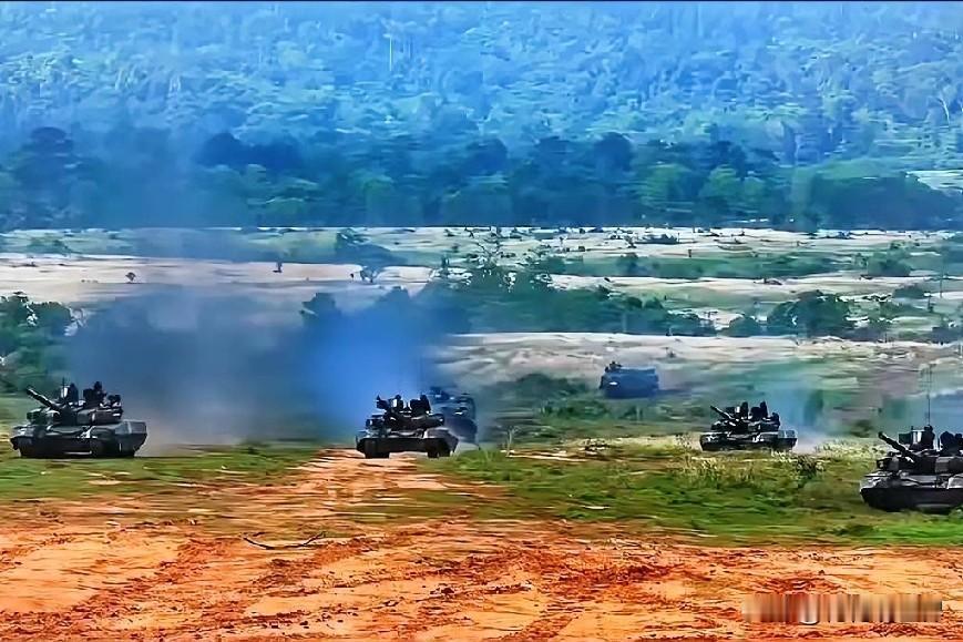 12月12日下午的最新消息速报，全都不容错过，第六条：泰柬冲突进入第六天！十三条