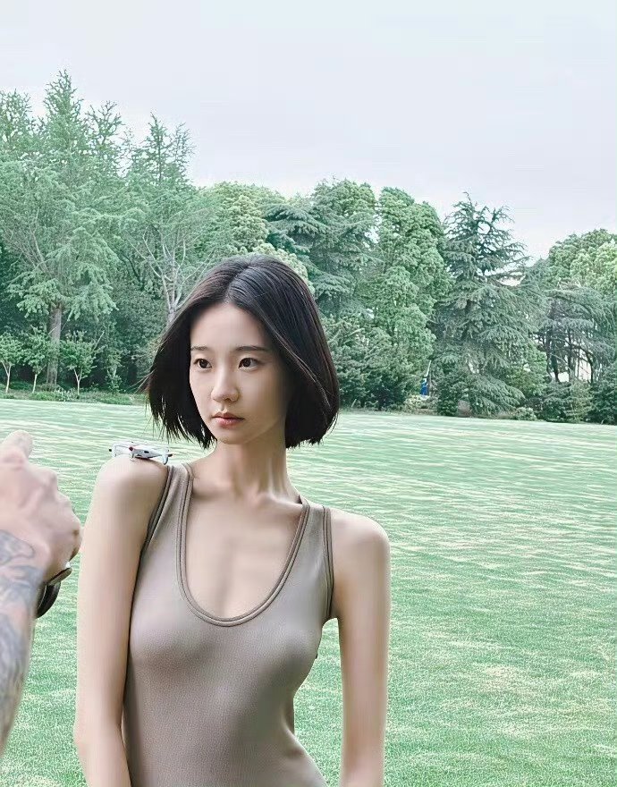 张艺凡是怎么做到高高瘦瘦又文艺的 