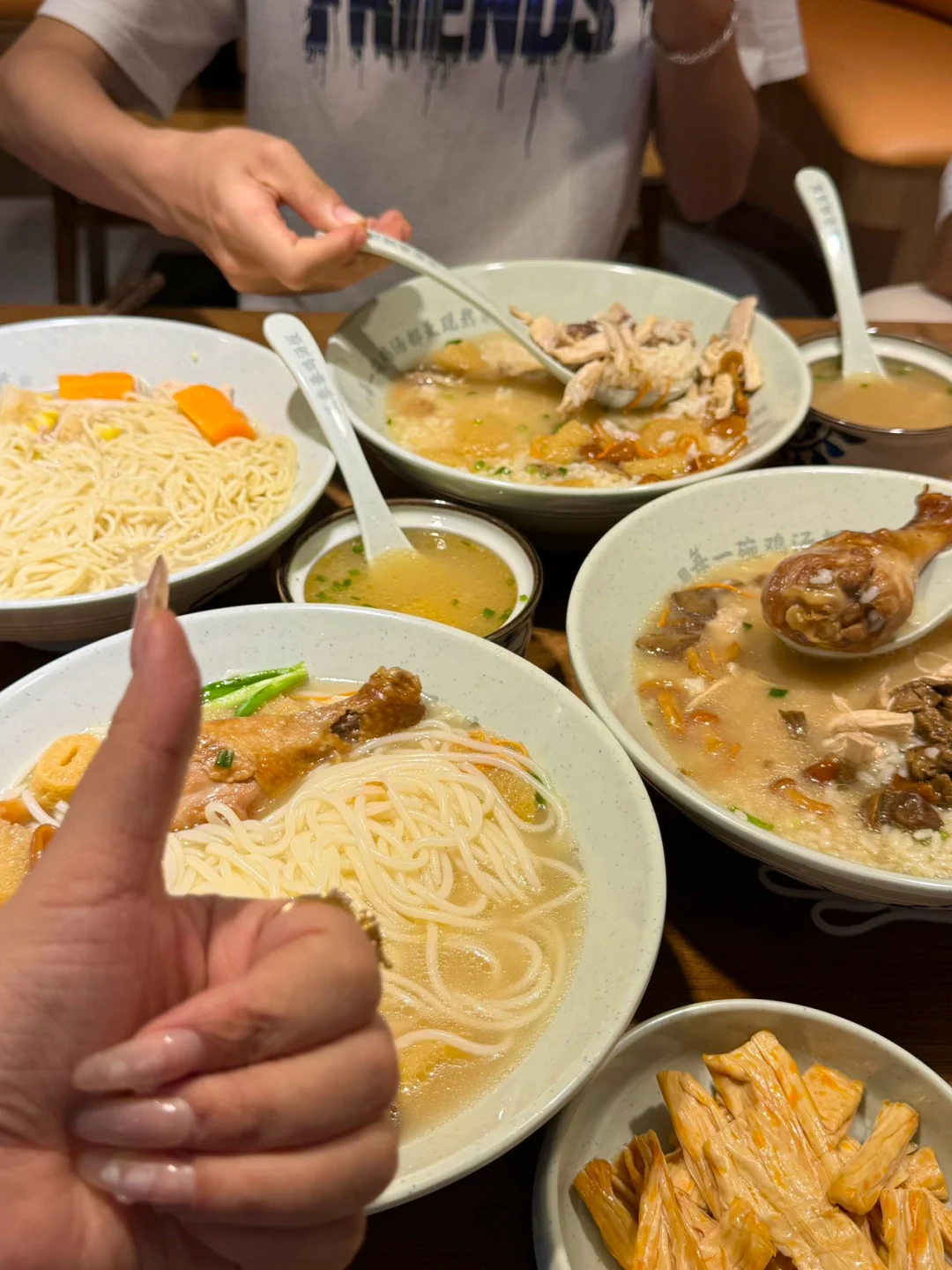 就是这家鸡汤饭……天天来吃我都愿意‼️