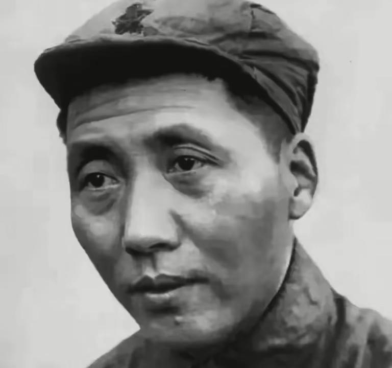 这张长征路上毛主席的照片，看得人鼻子发酸！啥叫信仰？这就是！

今天看到一张照片