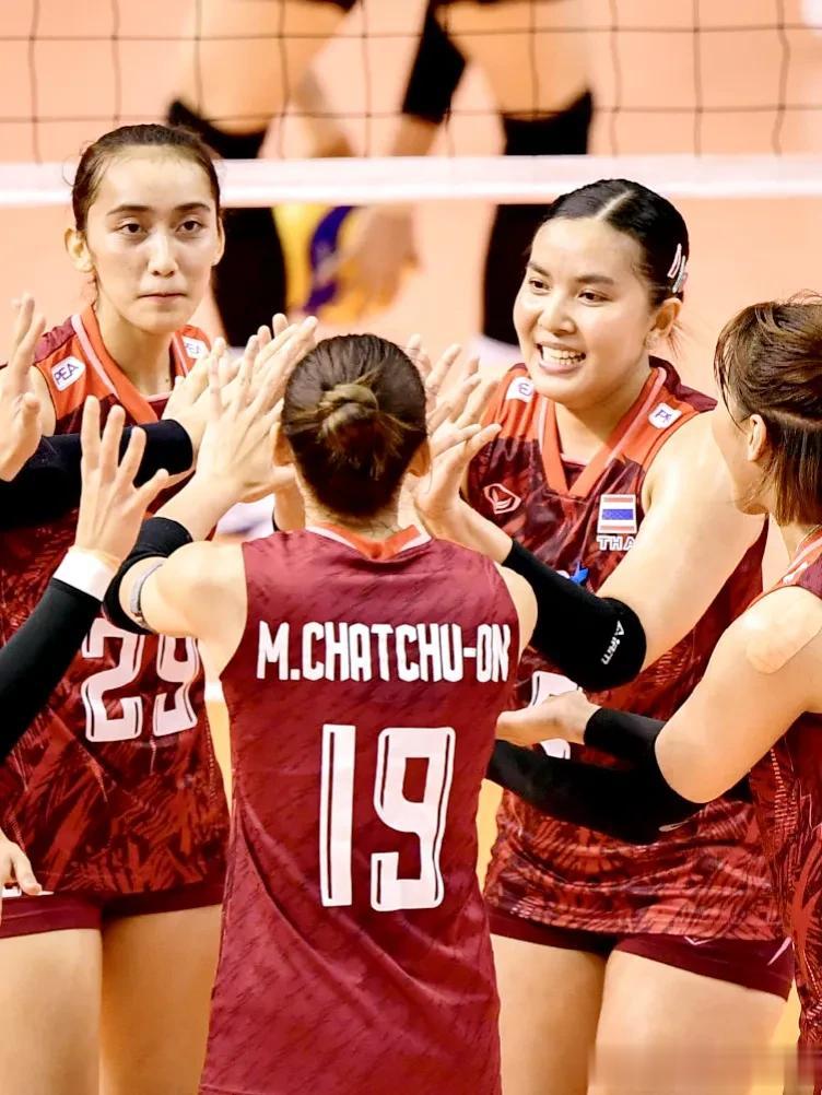 9月6日晚，2023女排亚锦赛决赛，中国女排2:3(21:25/27:25/19