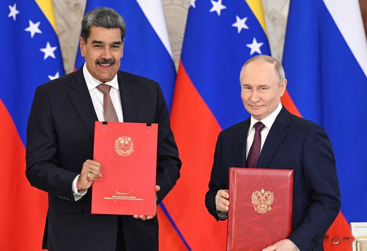 突发！俄罗斯力挺马杜罗！当地时间1月3日凌晨，美军对委内瑞拉多个目标发动空袭、特